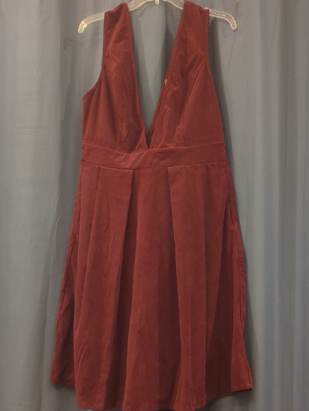 BloomChic Deep V Velvet A-Line Dress in Burgundy